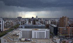 (Castillejos) Vista de Madrid desde Plaza de Castilla 03 (cropped)